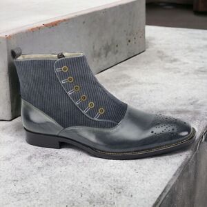 MEN'S GIOVANNI KENDRICK GREY LEATHER DRESS BOOT WITH WOOL FELT ACCENTS.
